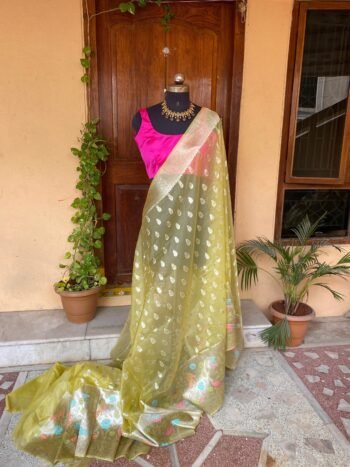 soft silk saree with blouse