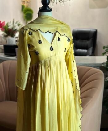 Hand embroidered Anarkali with scallop dupatta