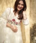 embroidered cream chanderi Kurta with dupatta